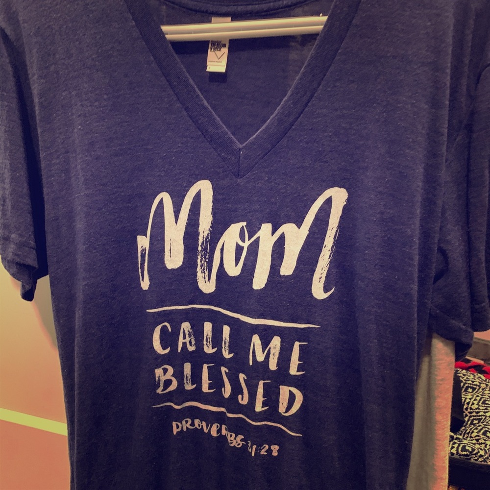 “Mom” T-shirt
